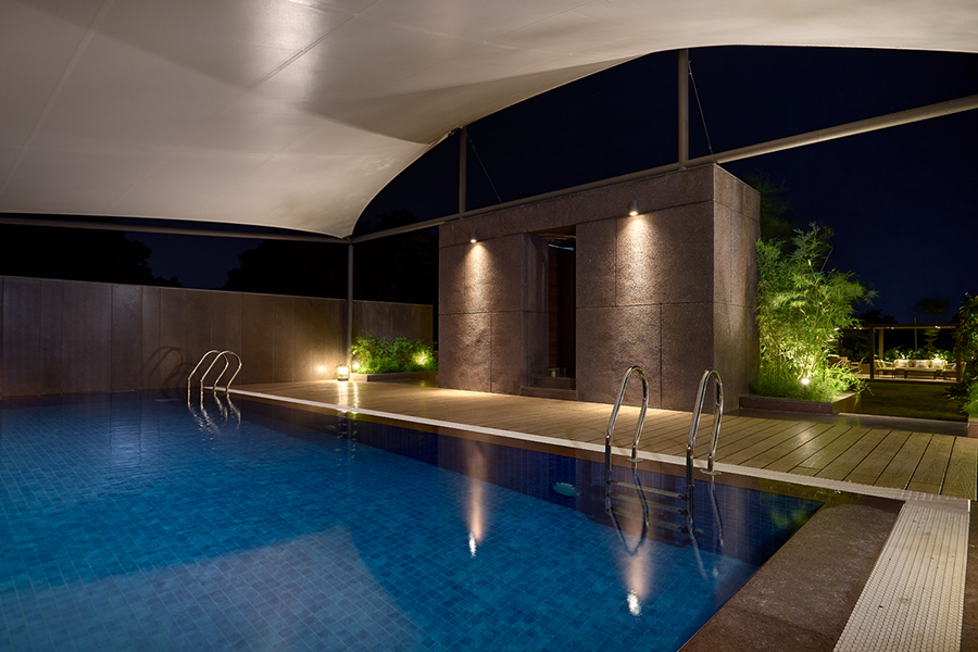3 bhk flat with swimming pool